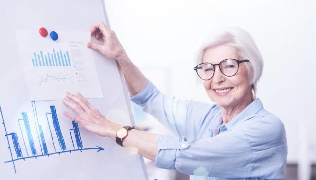 寿命长的女性,多有5个“共性”,若你均符合,或是长寿体质