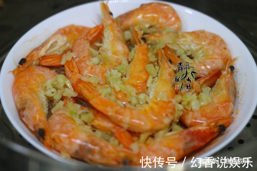 硬菜|蒸5分钟就上桌，大虾此做法，简单又鲜美，特适合夏天吃