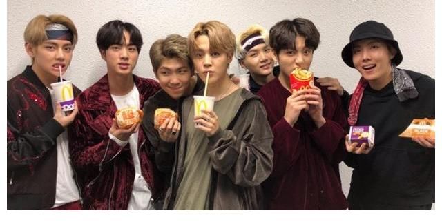 劉在石連續(xù)4年奪韓國(guó)年度最喜愛藝人冠軍，并成為年度六大人物