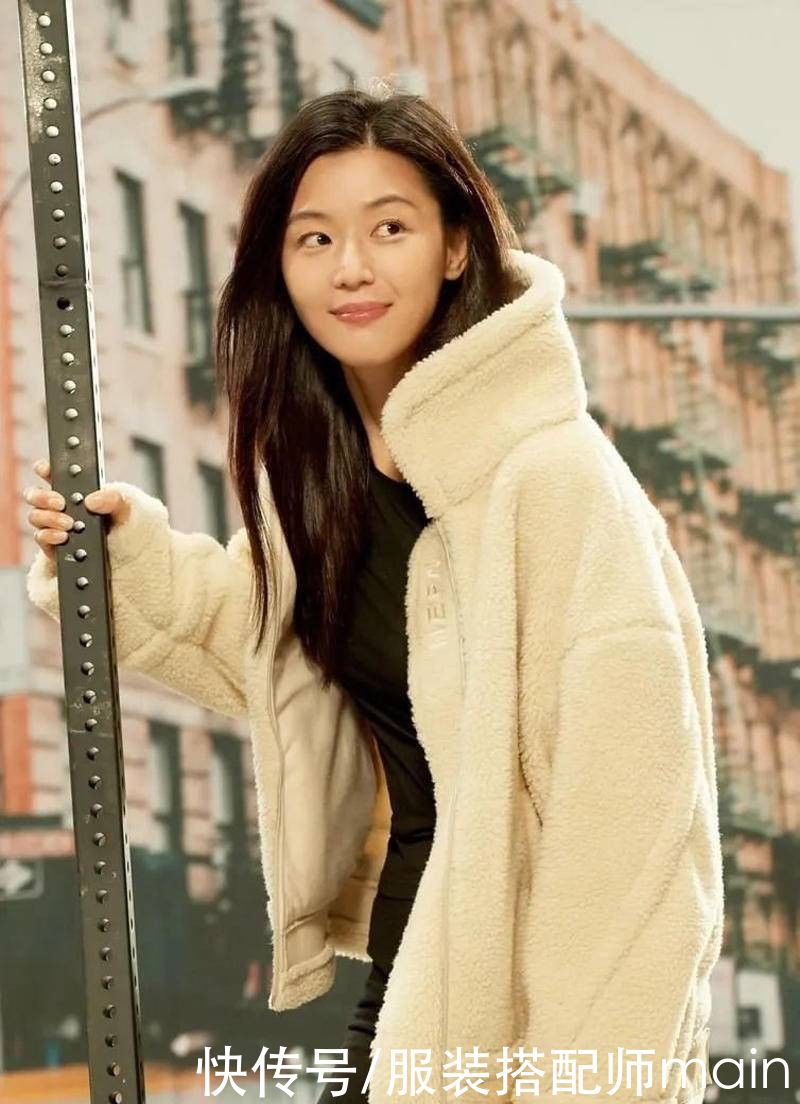 品牌|这8个品牌的几十款毛茸外套,不仅保暖还显时髦,学生党也买得起