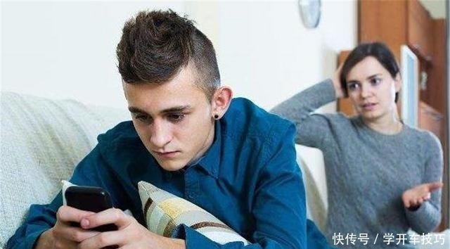 抖音|一位妈妈的忏悔孩子13岁之前给他买手机,是我犯下最大的错!