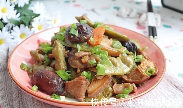 食材|教你做一道下饭家常菜,食材简单,做法也是看一次就会