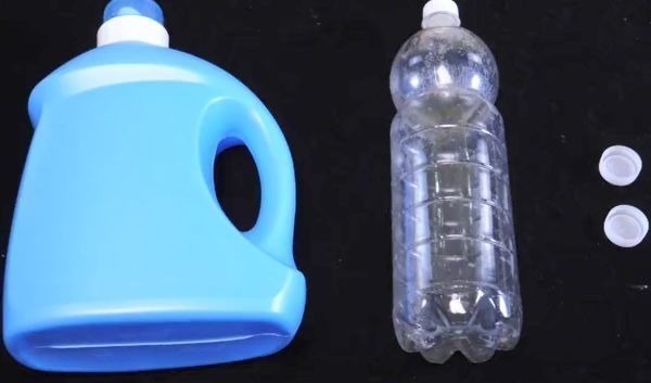 洗衣液瓶子不要扔,简单切几刀,放在床上,全家人都抢着用!