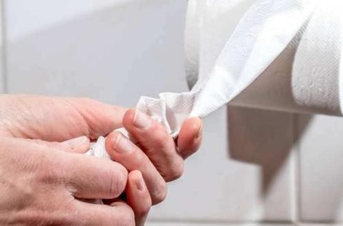 消化系统|排便时间决定“寿命”长短,若能在此时间段排便,多半是长寿体质