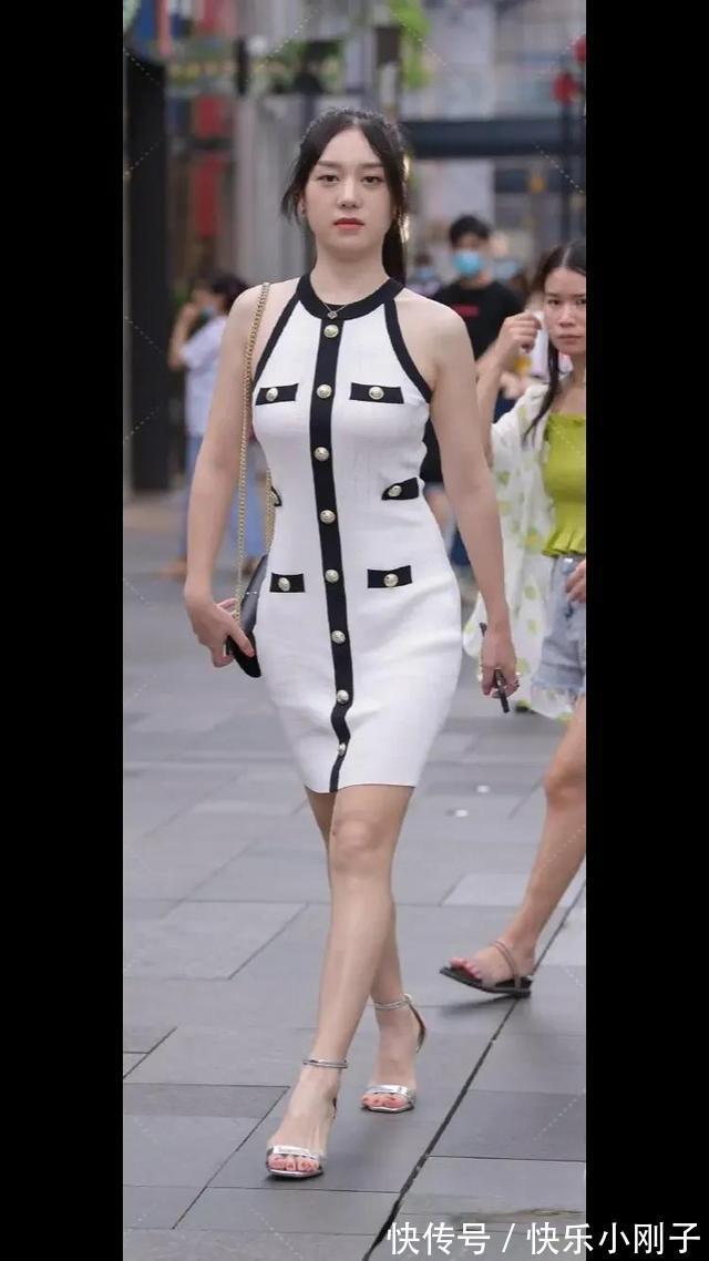 连衣裙|丰润雅致的连衣裙美女,轻松展现姣好身形,非常惬意