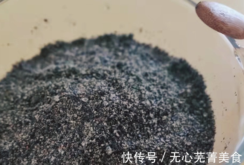 含钙|秋季，该吃的不是核桃而是它，钙含量极高，炒一炒嚼着吃真的好香！
