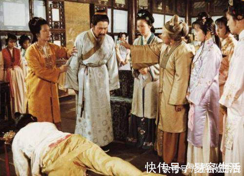 众生相|偌大荣国府,谁才是真心爱贾宝玉?第33回宝玉遭笞挞,照出众生相