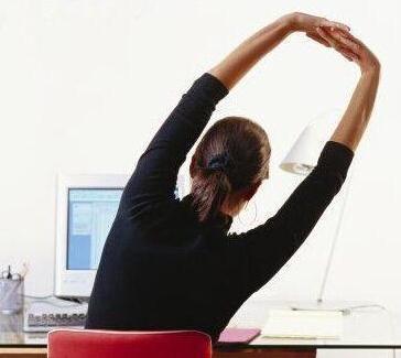 舒肝气|4个动作是养肝“小能手”,每天坚持5分钟,肝脏也会感激你