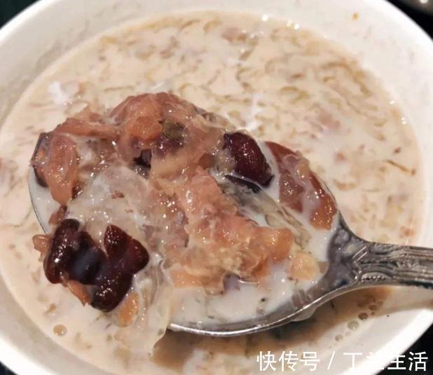 营养|母乳比较稀怎么变浓稠这四种营养应该补充好，让宝宝白白胖胖