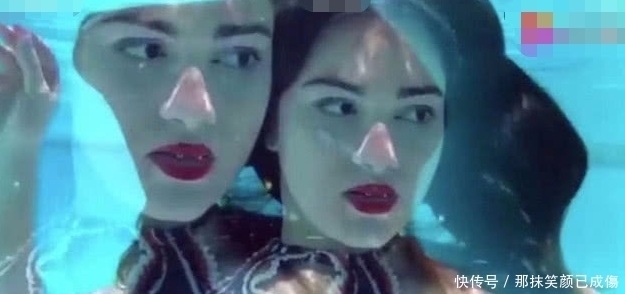 美女水下化妆,睫毛膏流出来瞬间以为失败了,最后却让人不淡定