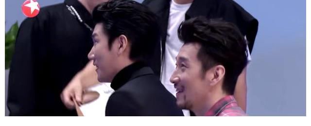 全網(wǎng)熱度第二，實力碾壓鄧超新綜！《追光吧！》憑什么這么能打？