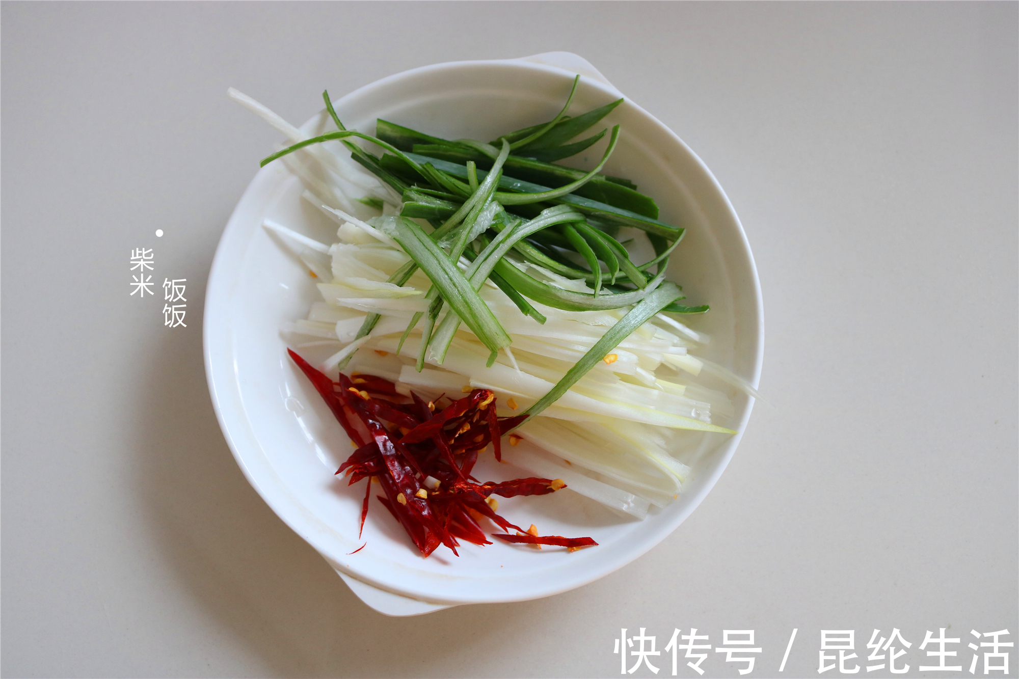 鲜香|木耳和它是绝配,不用炒,拌一拌鲜香开胃,现在吃正合适
