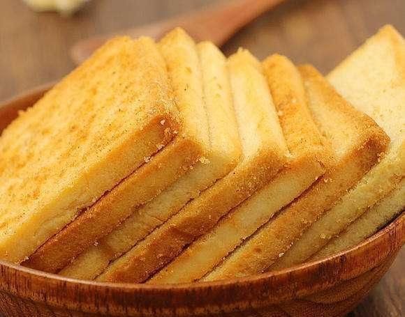  美味|被“长相”耽误的5种零食，不起眼却特别美味，90后都吃过