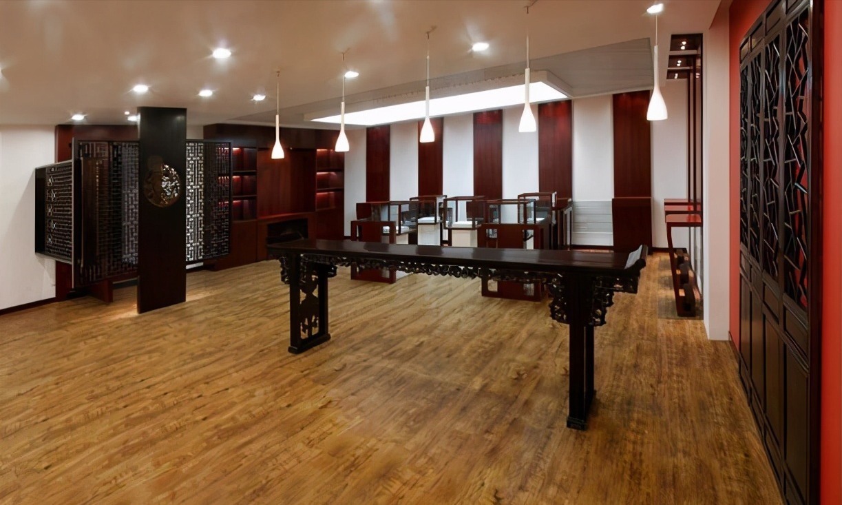 红木家具|越来越多人不买红木家具了,又土又难看!还不如花几千块钱这样弄