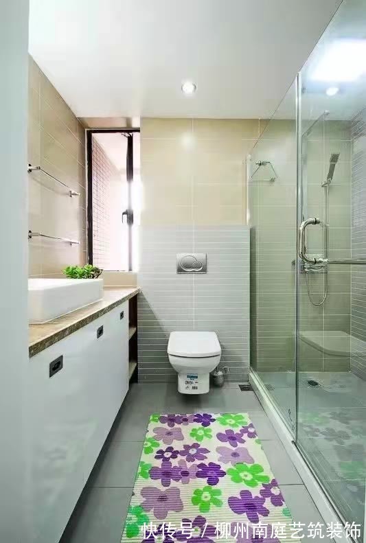 赞+|小户型卫生间如何隔断？新房还没装修的试试玻璃隔断不会过时