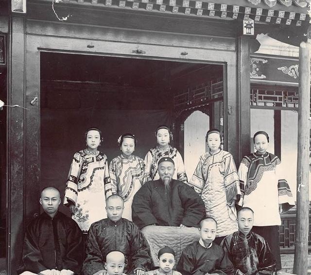 张爱玲他爹是张志沂,而张志沂的姥爷,会惊掉你的下巴!