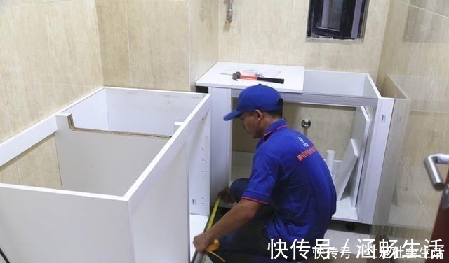 工人|厨房橱柜验收分四步，就算安装时不在场，也不怕工人动手脚！