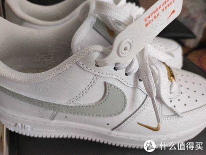 nike 喵喵带大家来挑鞋子喽，耐克真的那么潮吗？（真人兽出没，大家小心）