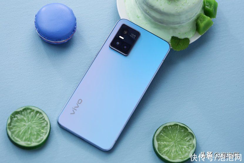 绮光焕彩|绮光焕彩的自然柔光人像自拍旗舰 vivo S10 Pro手机外观图赏