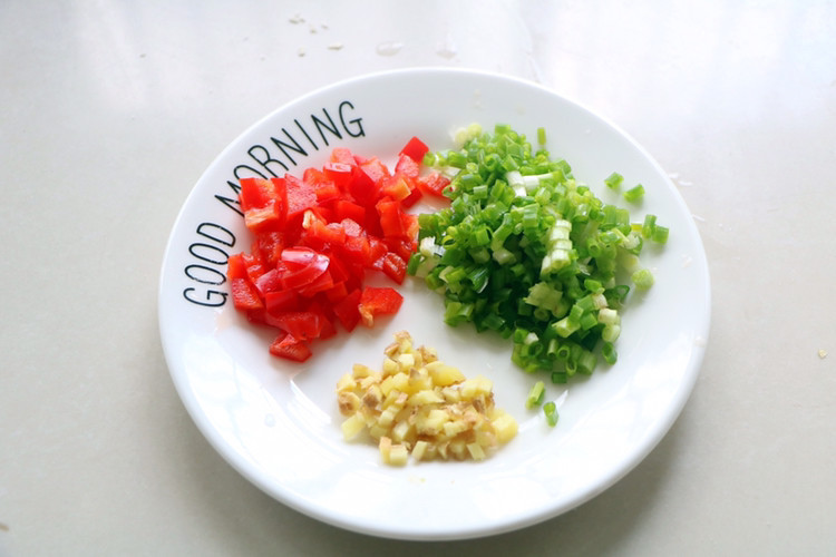 女儿就馋这道菜,三天两头吵着要吃,贵点没事,比肉营养