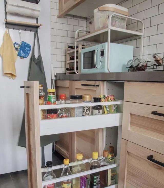 布置|同样是小厨房，瞧瞧人家会布置的，我怎么就没想到呢，活该不好用