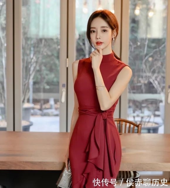 孙允珠|美图欣赏:孙允珠,美酒枣红佛拉明哥曼妙无袖裙