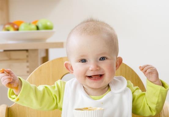 宝妈|六个月的孩子一天加几遍辅食?宝妈早知早准备
