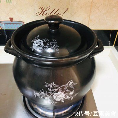 脾胃排骨|这道番茄排骨汤，我一年四季都想吃