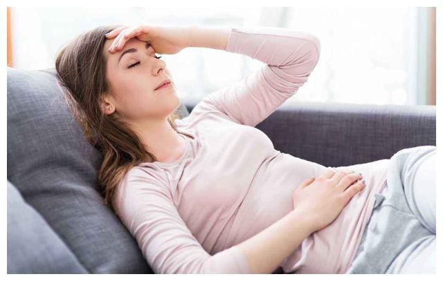 宝宝在妈妈肚子“安家”那一刻，除了恶心外，还有这些怀孕反应