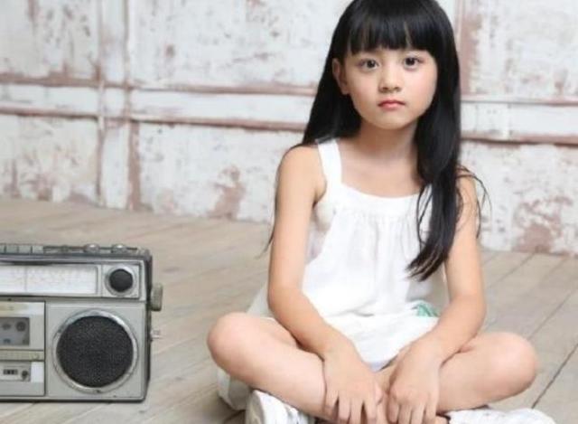 小贞|林生斌曾说最爱女儿,女儿长大后当童模,打算给妈妈买礼物太懂事