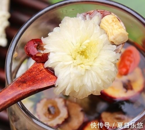 抗衰老|红枣加“它”一起泡水喝,养肝补肾,健脾益胃还抗衰老,好处太多