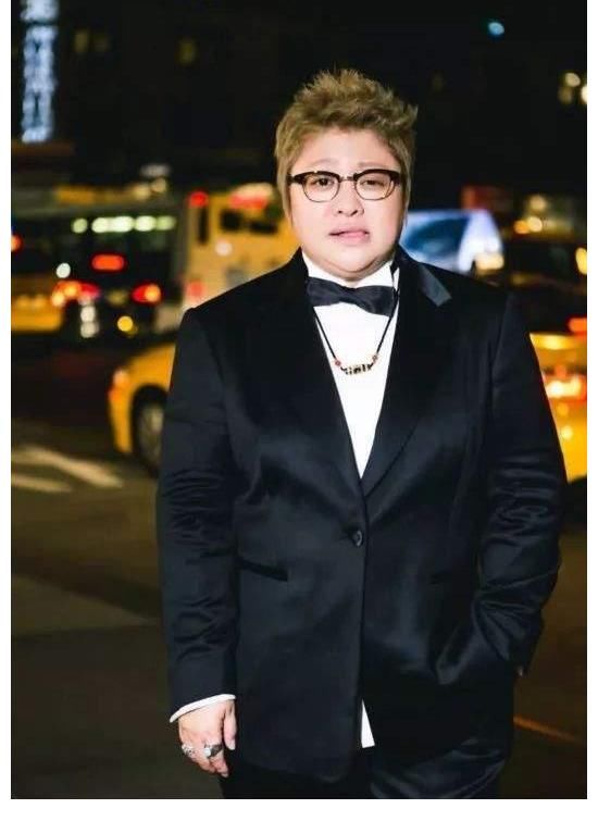 張碧晨|那英放棄新一季《好聲音》，加盟全新音樂選秀，搭檔韓紅成看點(diǎn)！