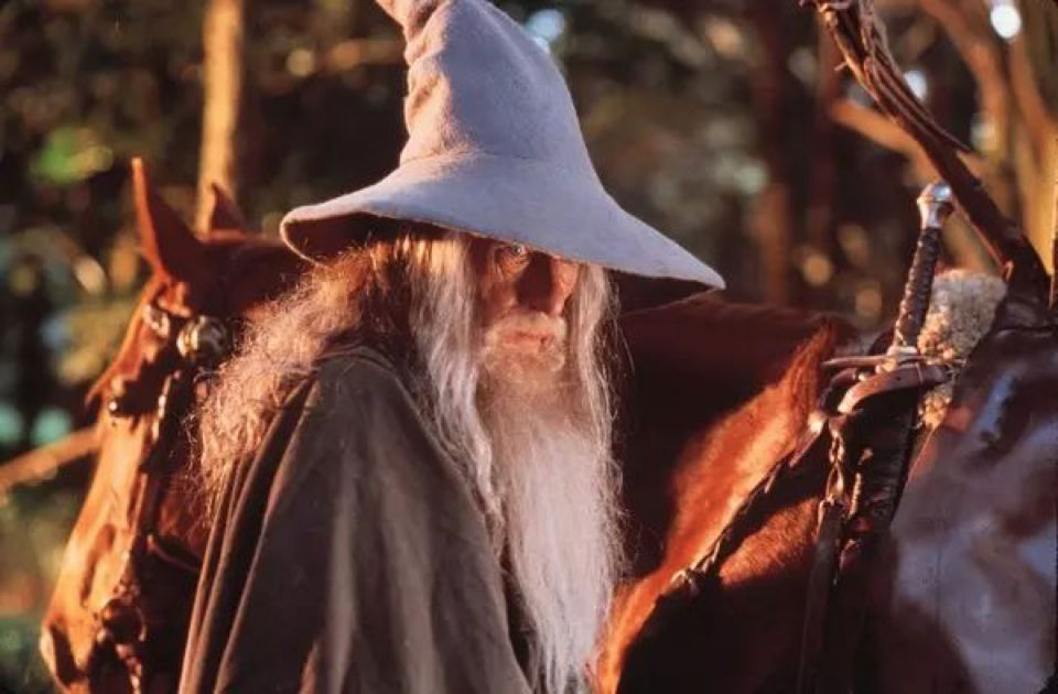 沉淀|从小说《魔戒》到电影《指环王》,奇幻经典历经时光沉淀