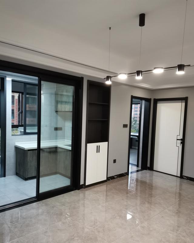 玻璃门|新房装修好了,全屋简洁又大方,光硬装就花了18万,不知道亏不亏