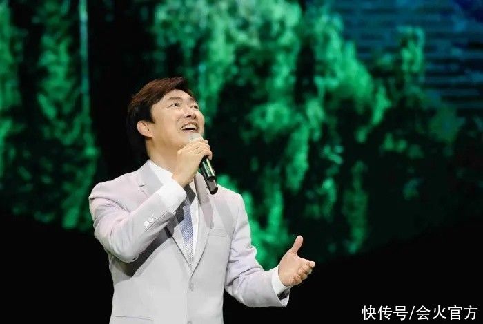 66岁费玉清为何不婚 网友扒亲哥采访 张菲调侃弟弟 浴缸养公鸡 全网搜