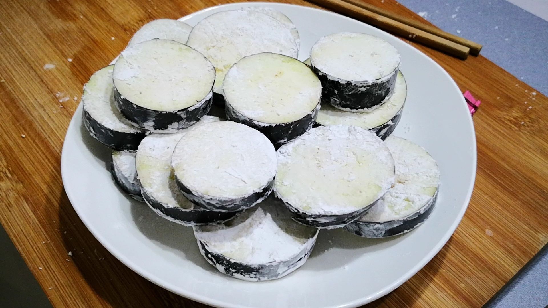 蔬菜|天冷多吃此蔬菜，比白菜鲜美，比萝卜营养，几块钱炖一锅，吃得值