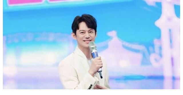 《你好星期六》收视率不尽人意，新美女主持人引起观众讨论