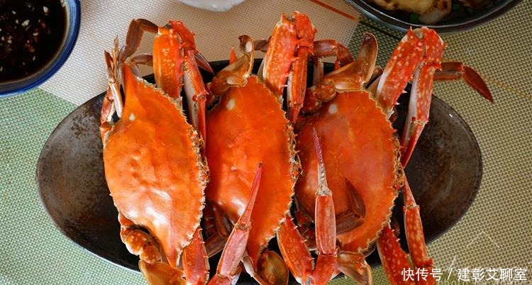 真鲜|螃蟹别傻傻只会用清水蒸,学会老渔民这1招,营养不流失,真鲜!