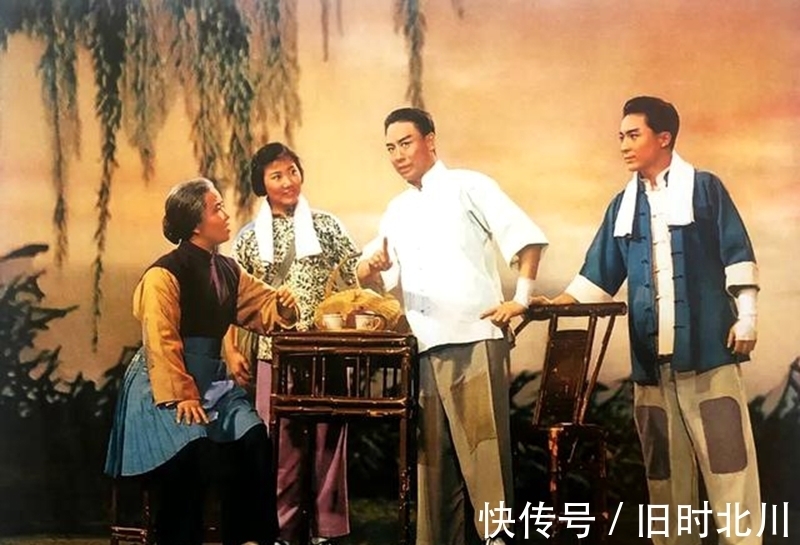 沙家浜&难忘八大样板戏中两位著名奶奶,她高寿离世,她却突发脑溢血去世