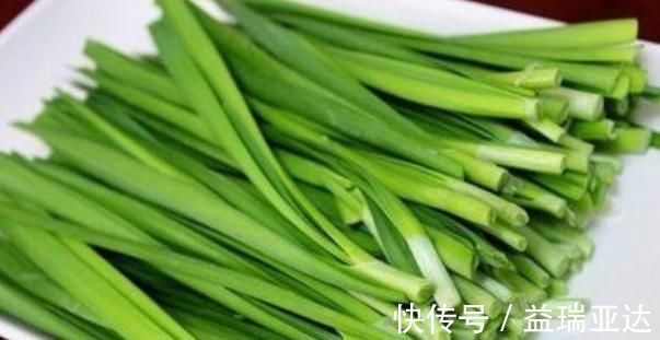 膳食纤维|鸭蛋和此物天生一对,一周吃一次,给身体大扫除,脸色会更红润