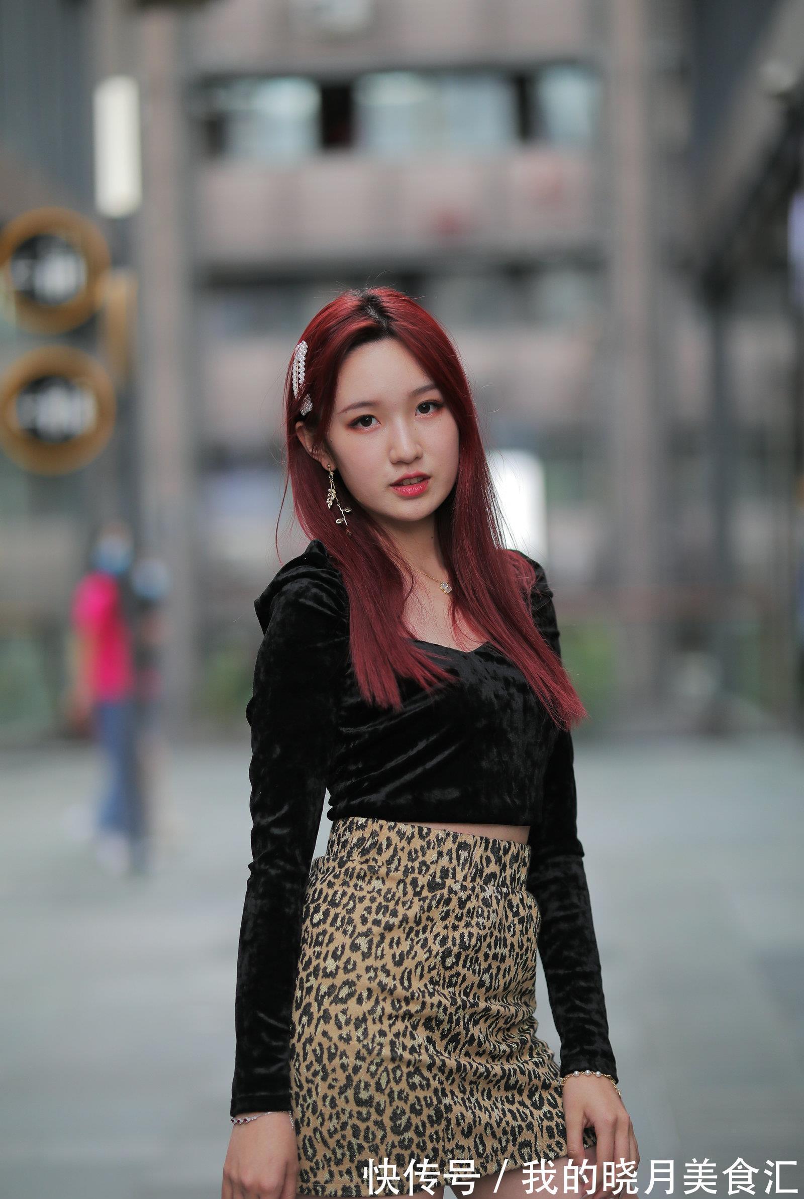 九分裤|裙子怎么选颜色,除了纯色还有碎花,穿出浪漫的气息美的活力