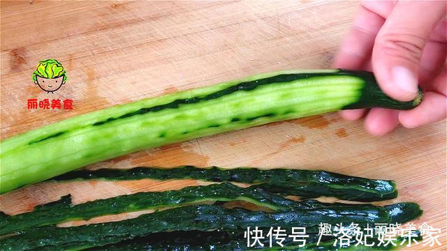 饺子|夏季炎热，教你做黄瓜馅的饺子，清淡营养还好吃，全家都爱