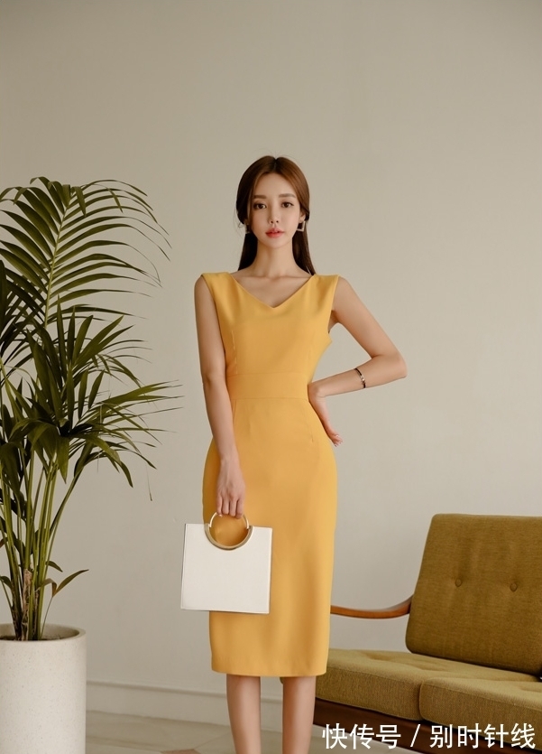 小蛮腰|紧身连衣裙创造高贵典雅的女性魅力,同时又显出迷人