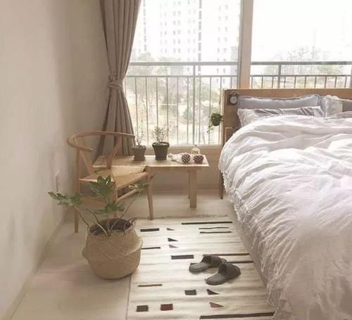 小窝|韩国人的温馨小窝,简洁利落的家居布置,房间不大却越住越大