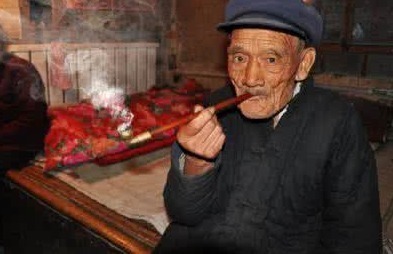 长寿|迈过50岁的“门槛”,只要身上出现这3种症状,长寿基本和你无缘