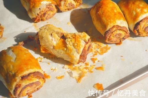 做蛋黄酥不用和面做油酥的懒人方法,一张手抓饼搞定,做法也简单