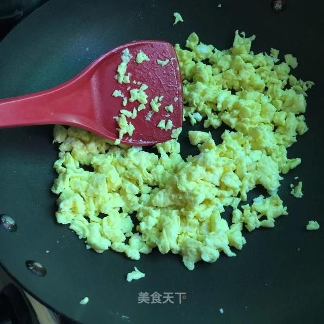  淀粉适量|香干炒肉最美味的做法，你一定要学会！做法简单，好吃又下饭