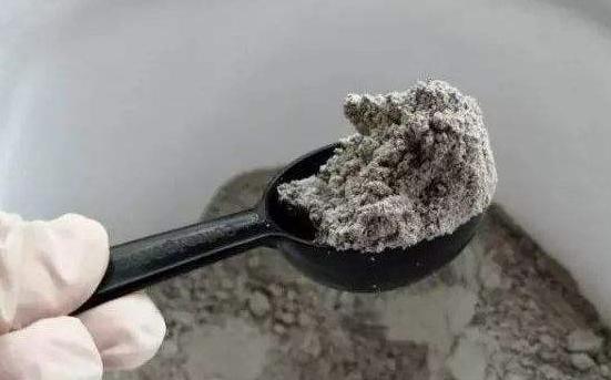 如何让花草长得旺、不生虫3种''粉末''掺到土里,可早做预防