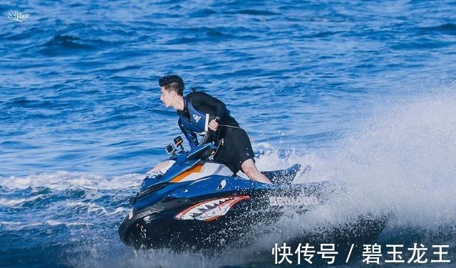 王一博|王一博《夏日沖浪店》即將熱播,沖浪小王子的身姿,真是令人期待
