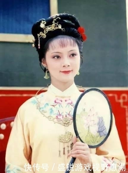 苟且|得知袭人宝玉苟且之事, 晴雯吃醋, 黛玉打趣, 宝钗是怎么反应的